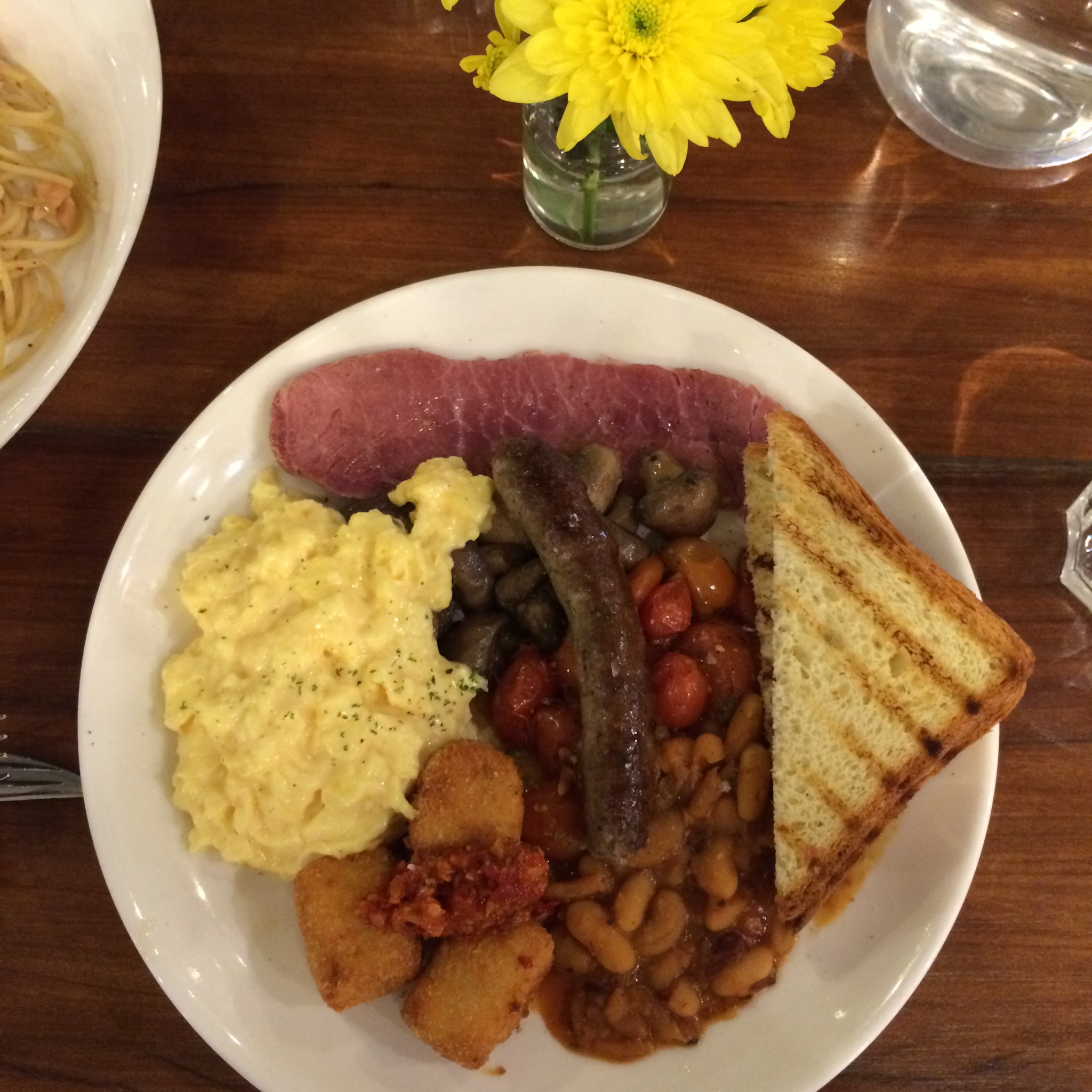 Nutmeg Bangsar Village II, Bangsar What to Eat?